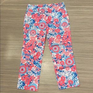 Lilly Pulitzer pink and blue shell capris